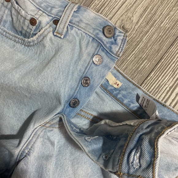 Levi’s Wedgie Jean Shorts Size 24 - Picture 7 of 7